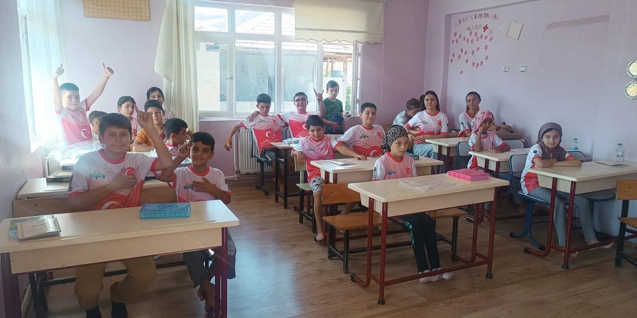 Miniklerden Filistin için anlamlı destek