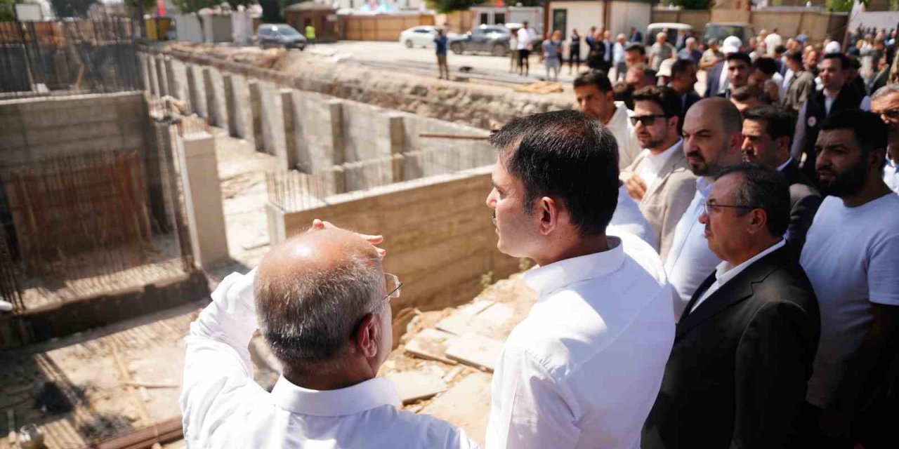 Bakan Kurum’dan Bakırcılar Çarşısı’nda ‘24 saat mesai’ paylaşımı