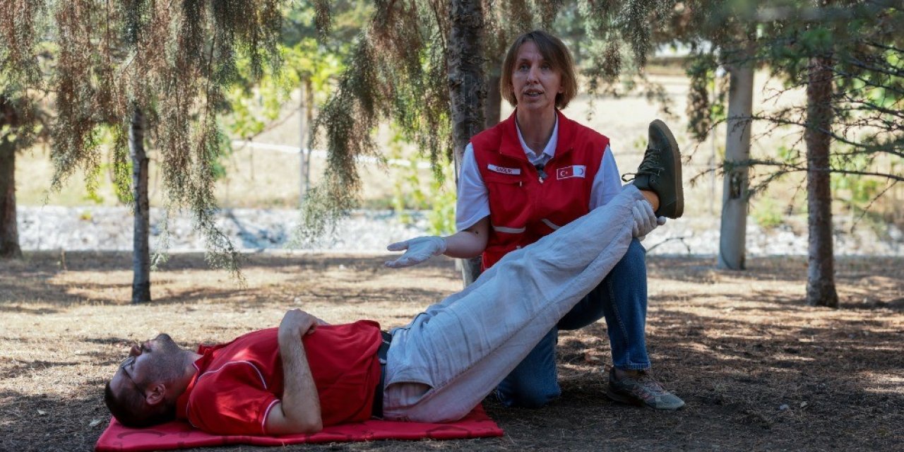 Orman yangınlarında hayati müdahale: "Kızılay’dan ilk yardım rehberi"