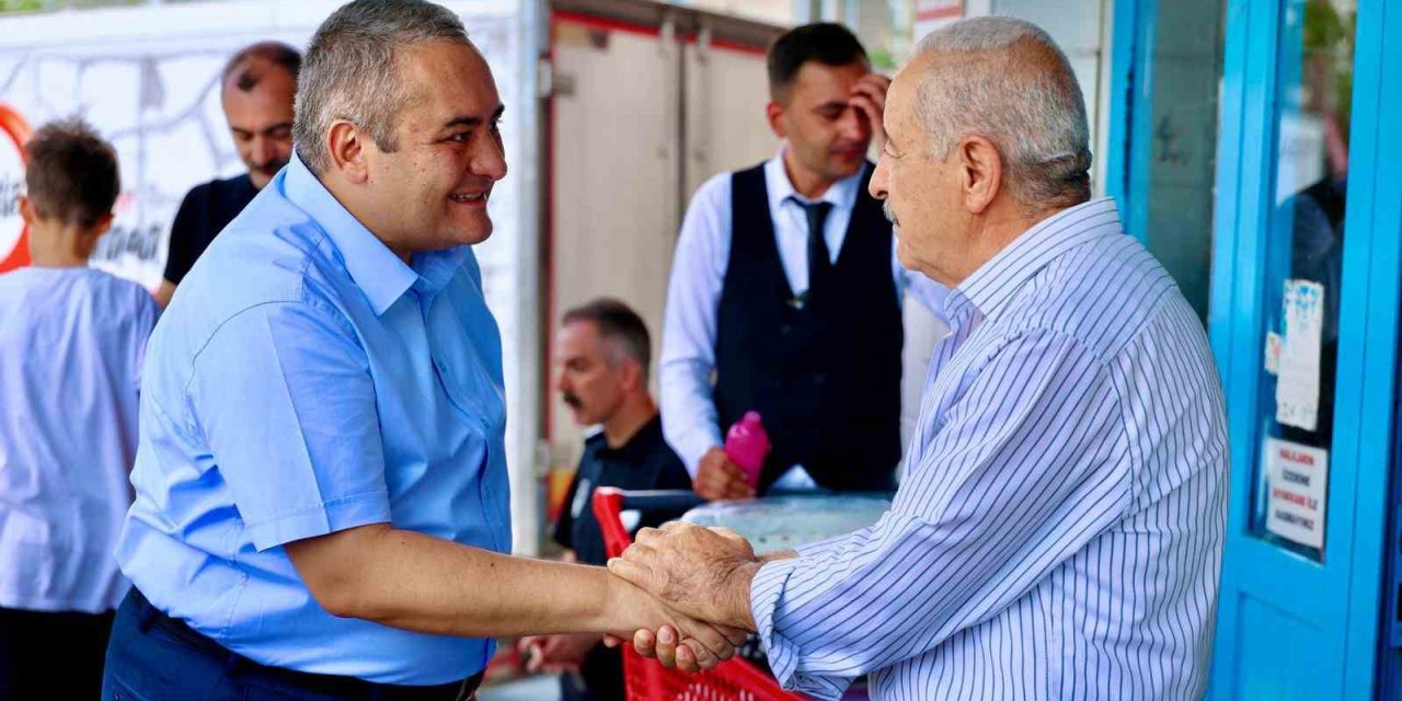 Keçiören Belediye Başkanı Özarslan Keçiören esnafının yanında