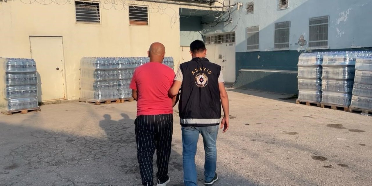 37 yıl hapis cezasıyla aranan firari hükümlüyü polis ekipleri yakaladı