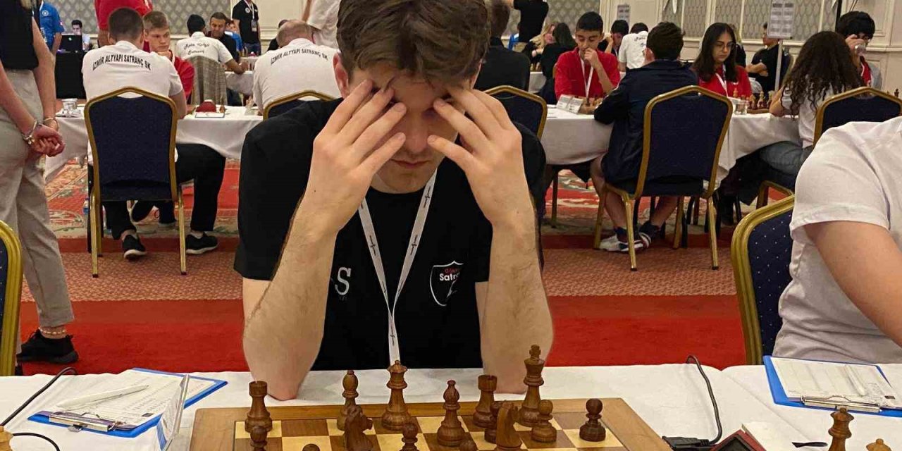 Türkiye İş Bankası Satranç Süper Ligi’nde şampiyonluk mücadelesi devam ediyor