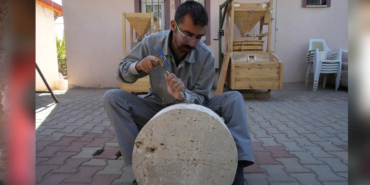 Yüzyıllık granit, genç ustanın elinde hayat buluyor