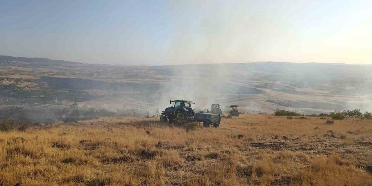 Ankara’da otluk alanda yangın