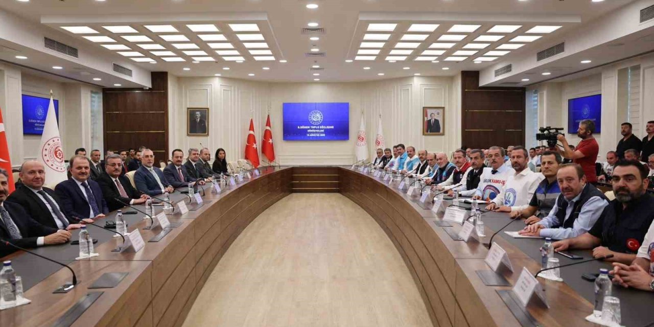 Kamu İşveren Heyeti son teklifini sundu