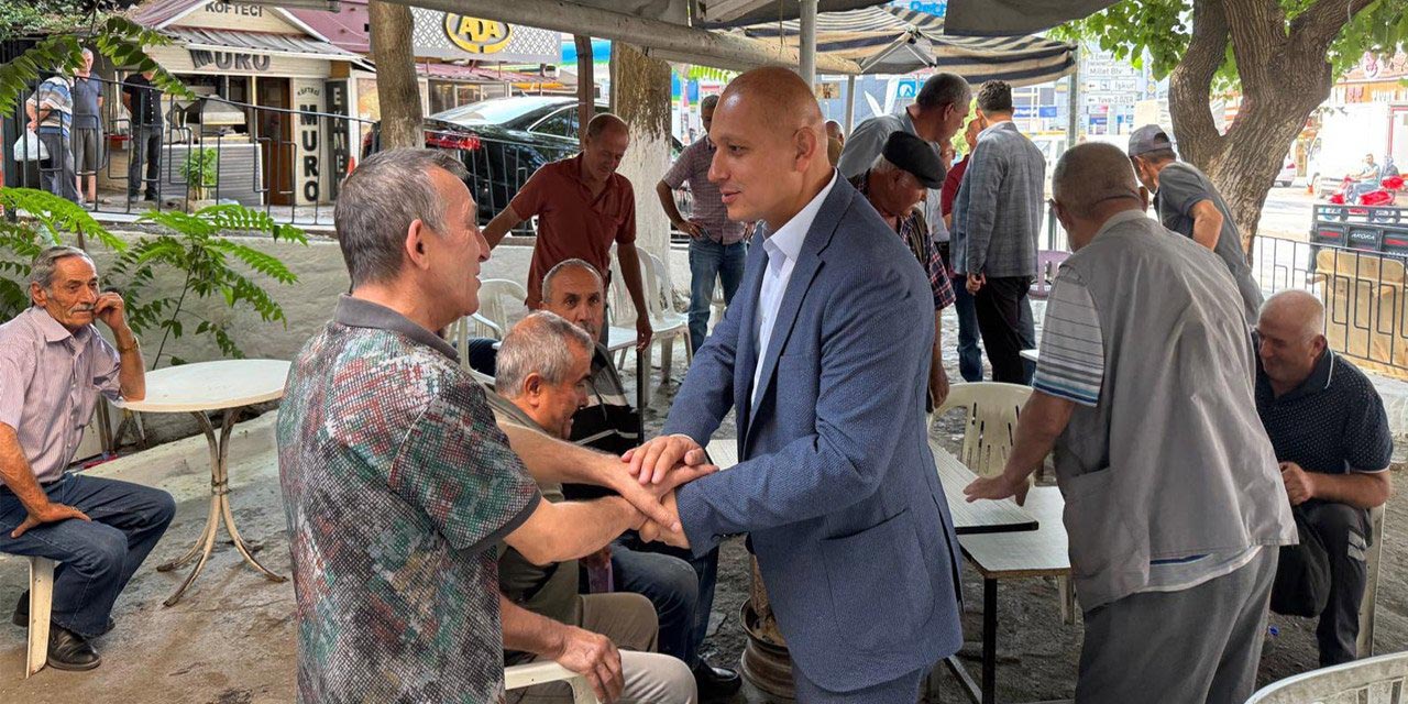 Belediyecilik çay sohbetleriyle şekilleniyor