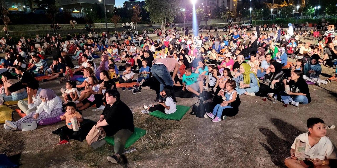 Kaletepe Mahallesi, sinemada buluşacak