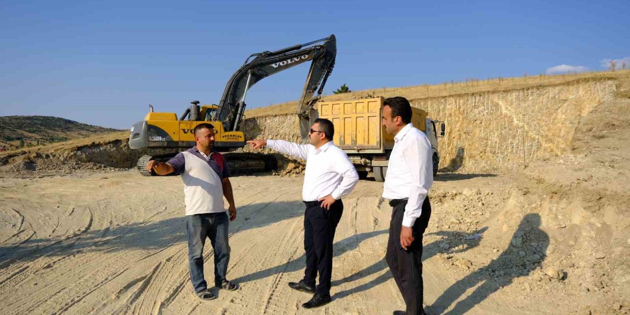 Akdağmadeni’nde TOKİ konutları inşaatı başladı