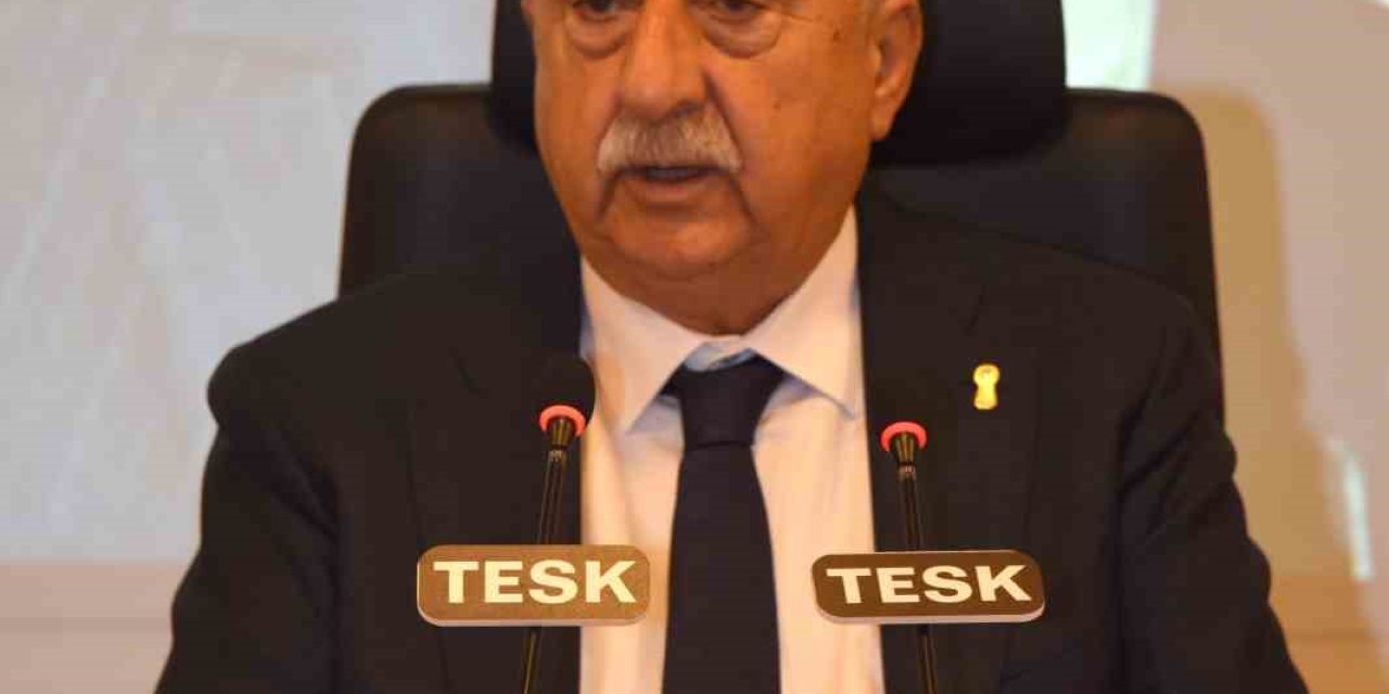 Palandöken: "Kıyafette dayatma değil serbest tercih olmalı"