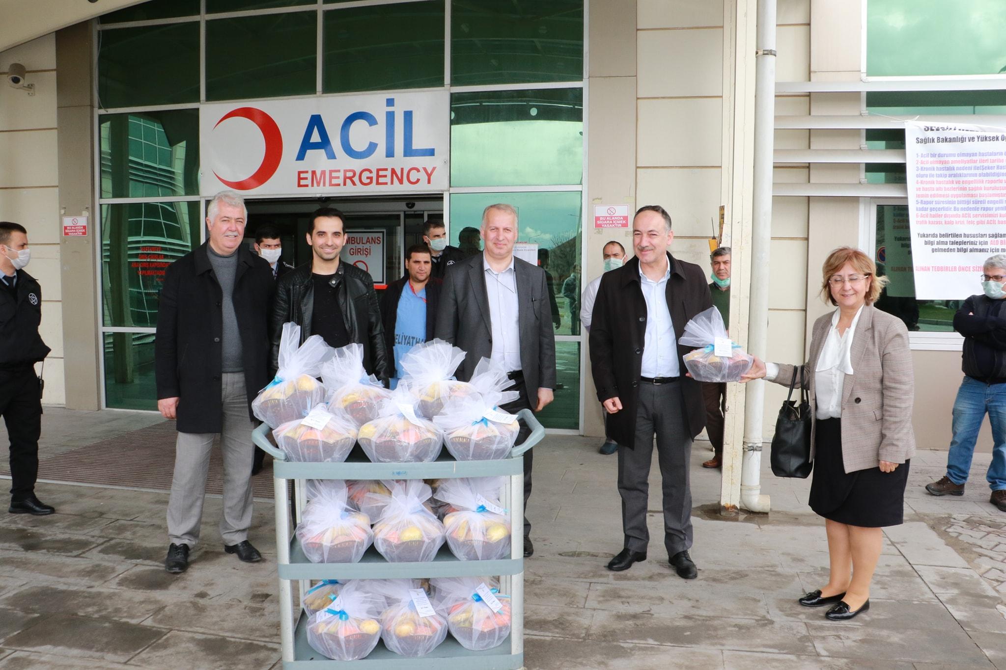 Sağlık çalışanlarına Başkan Saygılı’dan jest