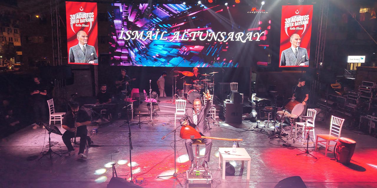 Kırıkkale’de rengarenk konserle bayram coşkusu