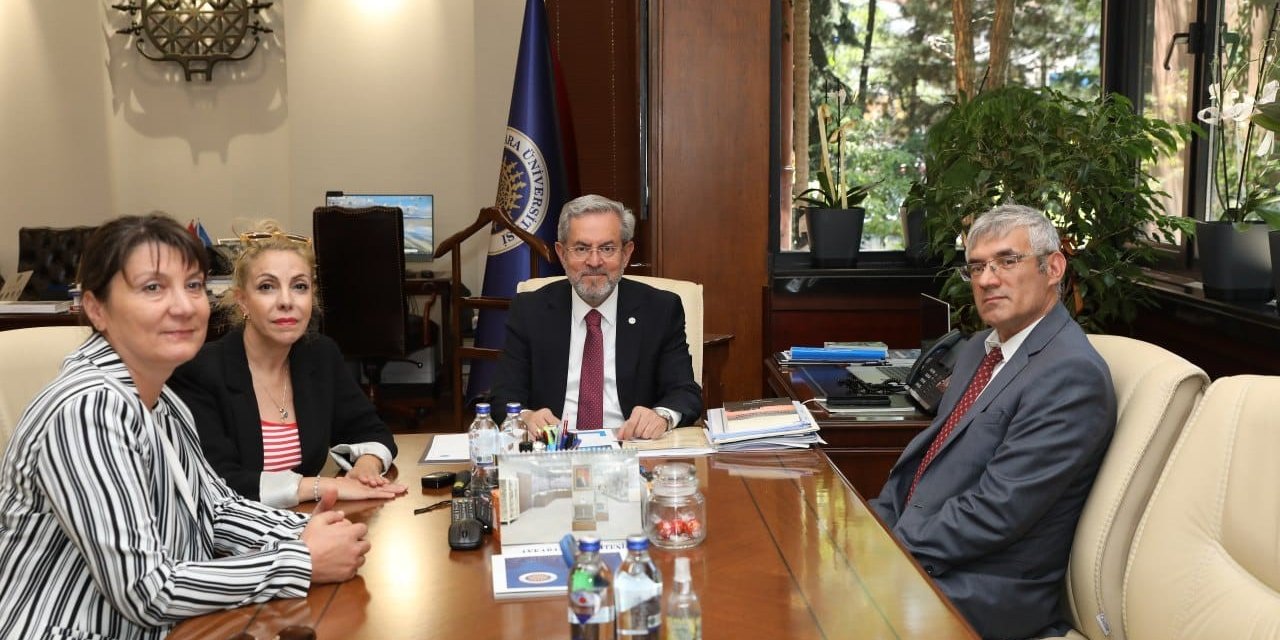 Muhabirler Derneği’nden Ankara Üniversitesi Rektörü Prof. Dr. Necdet Ünüvar’a ziyaret