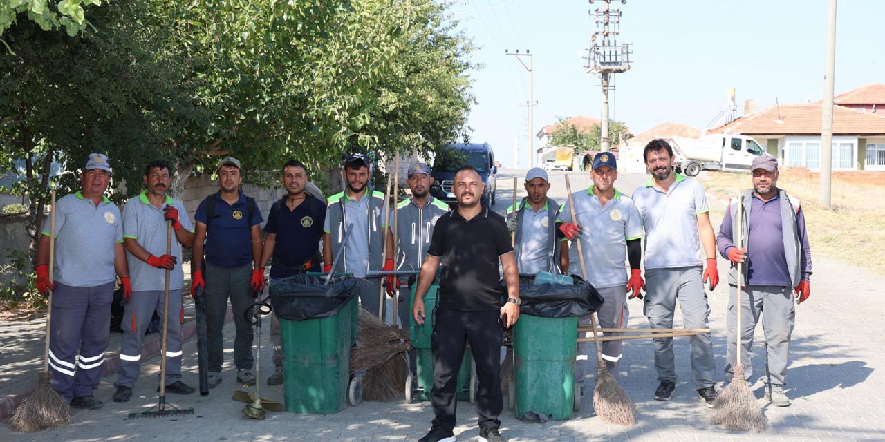 Belediye ekiplerinden temizlik mücadelesi