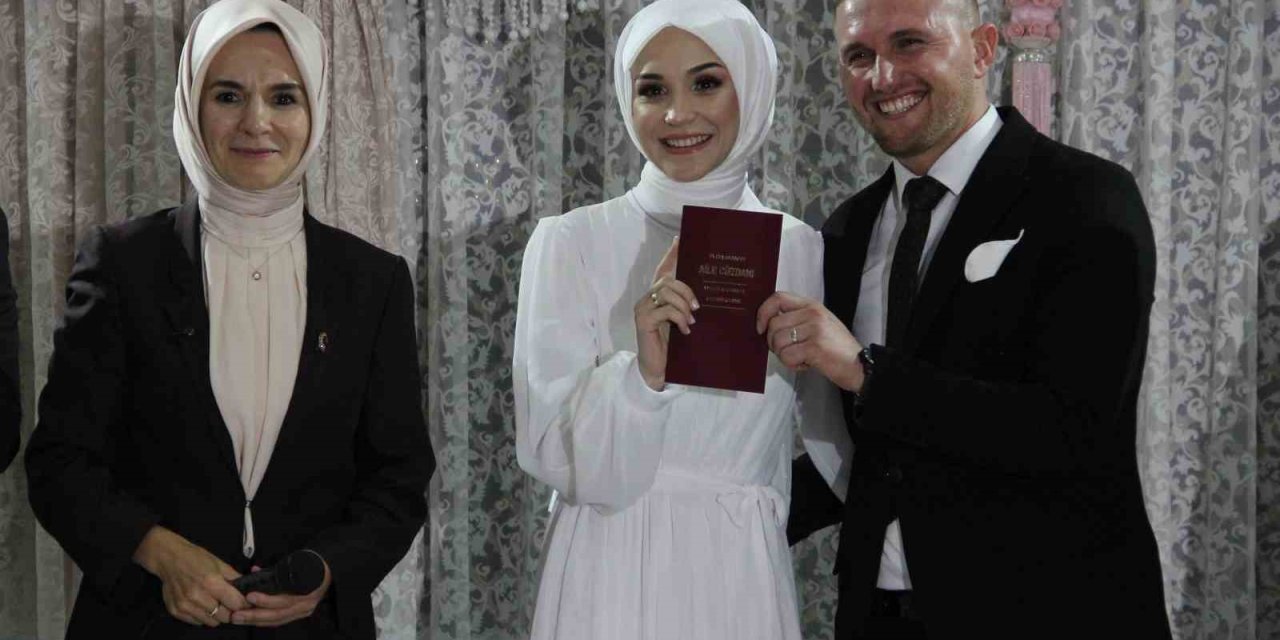 Bakan Göktaş, Çorum’da nikah şahidi oldu