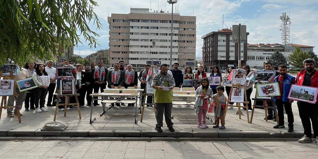 Boş sıralar ile İsrail’i kınadılar!