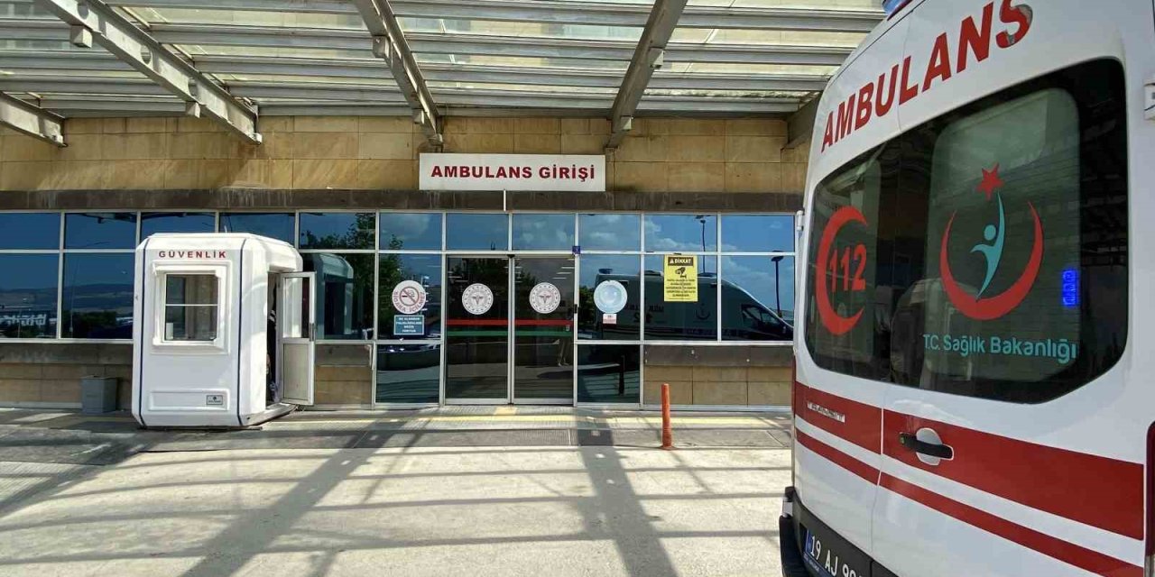 Çorum’da çocukların da olduğu iki grup arasında bıçaklı kavga: 1’i ağır 2 yaralı