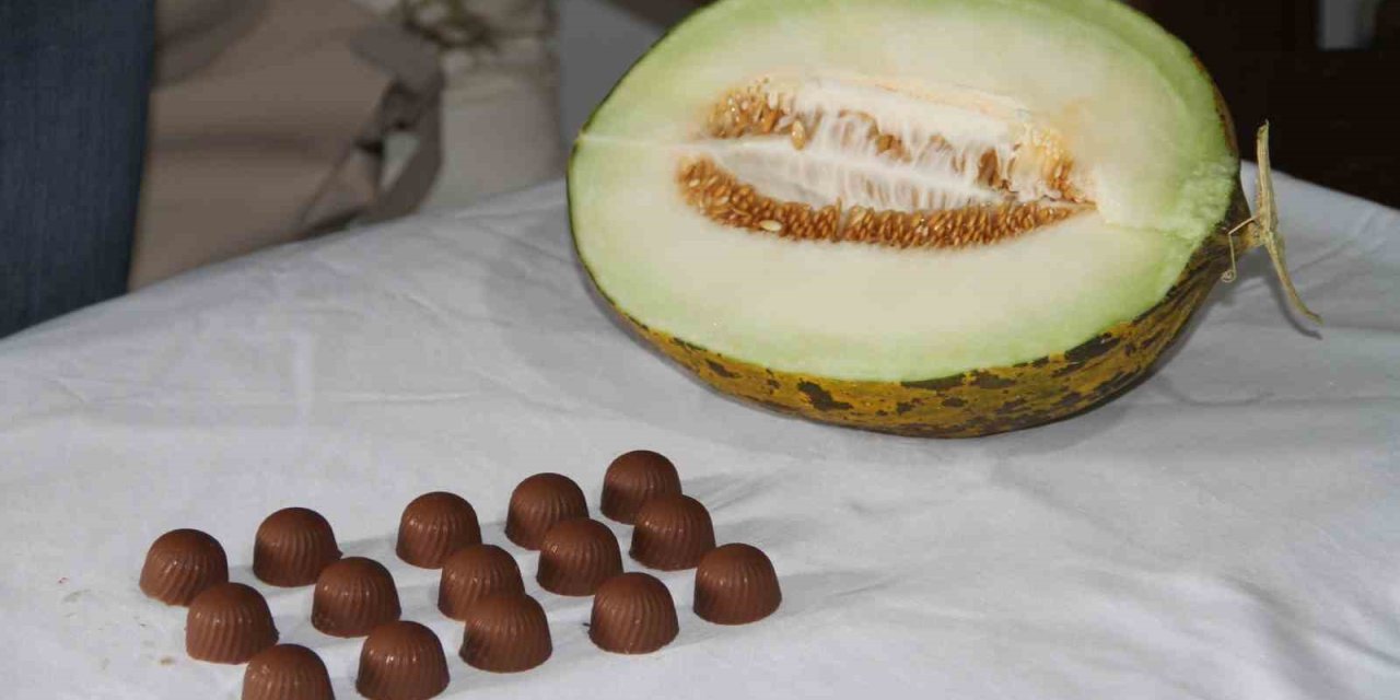 Çankırı’nın meşhur kavunu çikolatayla birleşti, vatandaşlar hayran kaldı