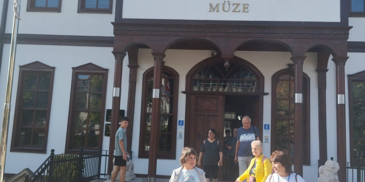 Bulgaristanlı turistler Çankırı’yı gezdi