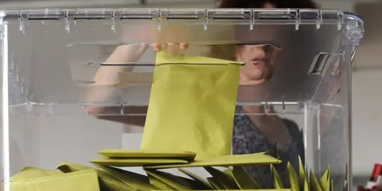 Karaahmetli Köyü’nde yeni muhtar Halil Apaydın oldu