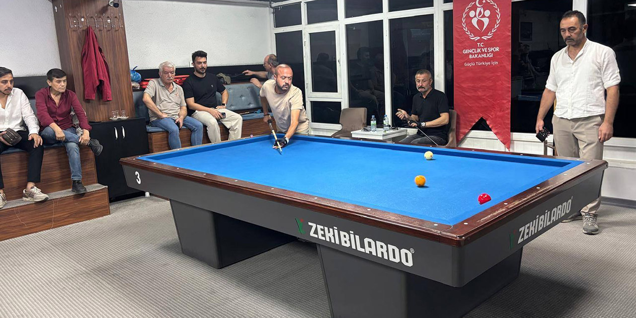 3 bant bilardo müsabakası heyecanı