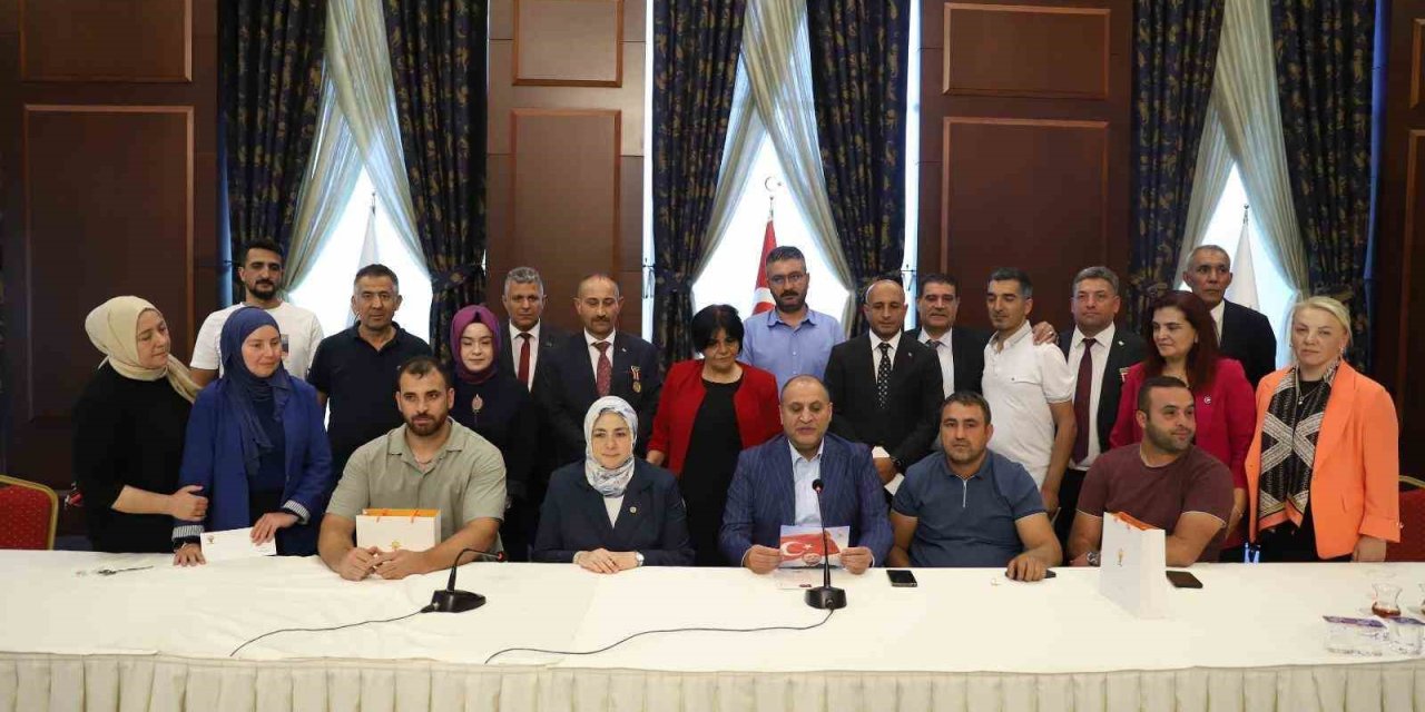 AK Parti Kadın Kolları Başkanı Ercan, gazilerle bir araya geldi