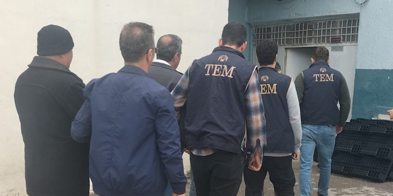 FETÖ operasyonunda 8 kişi yakalandı!