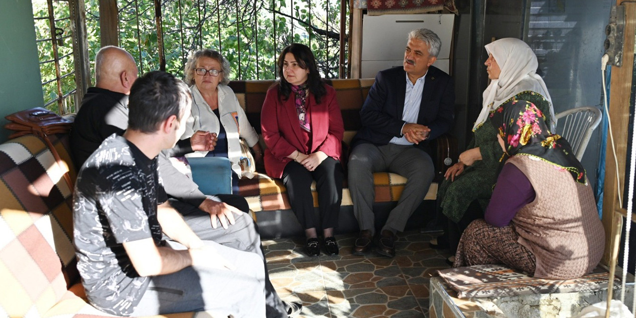 Vali Makas’tan şehit ailelerine duygusal ziyaret