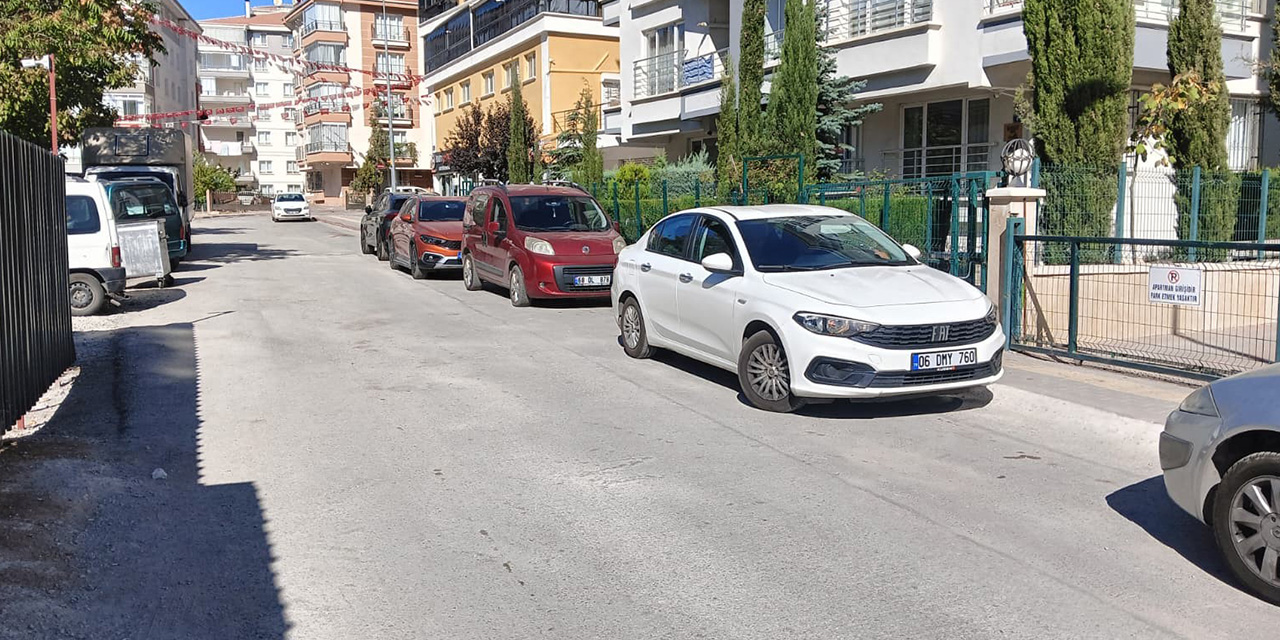 Boşanma aşamasındaki eşinin sevgilisini öldürdü!