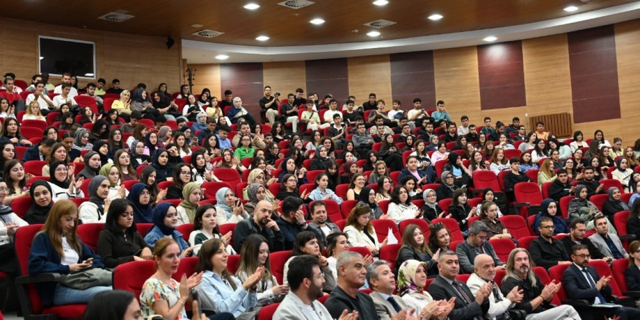 Kastamonu Üniversitesi’nde oryantasyon programı devam ediyor