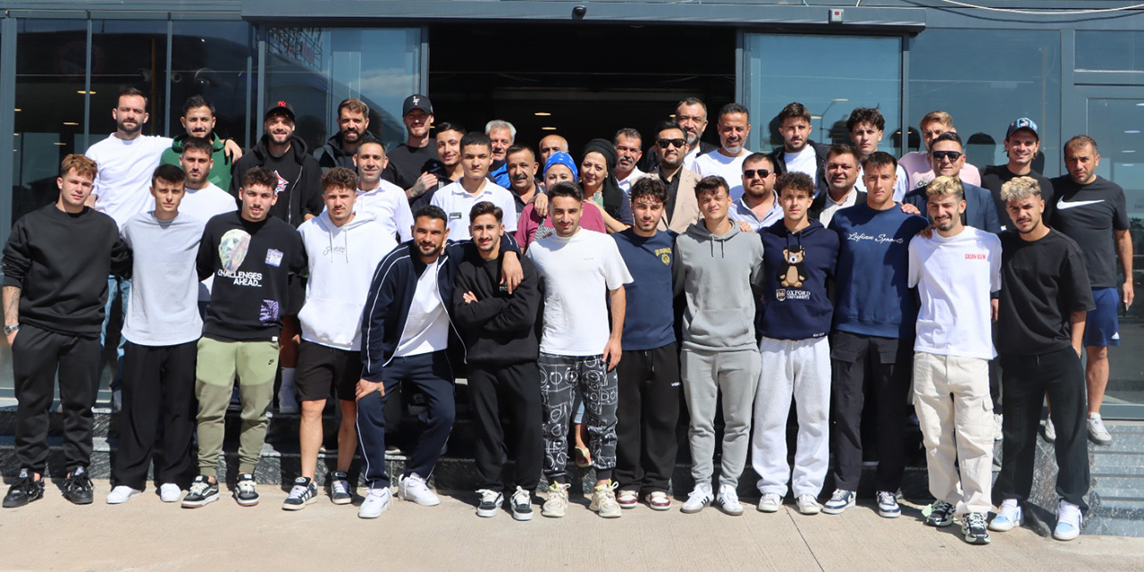 Kırmızı lacivertliler moral depoladı