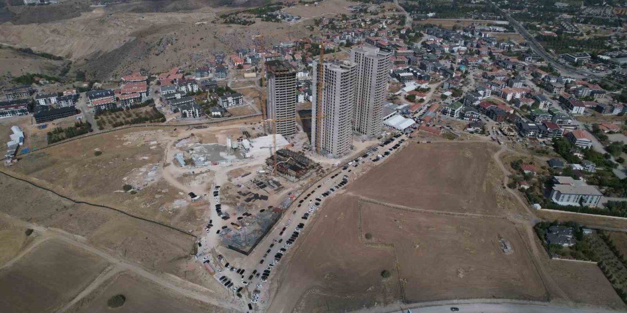 Jewel Premium İncek konutları "Lansman’ın Kralı" konseptiyle tanıtıldı