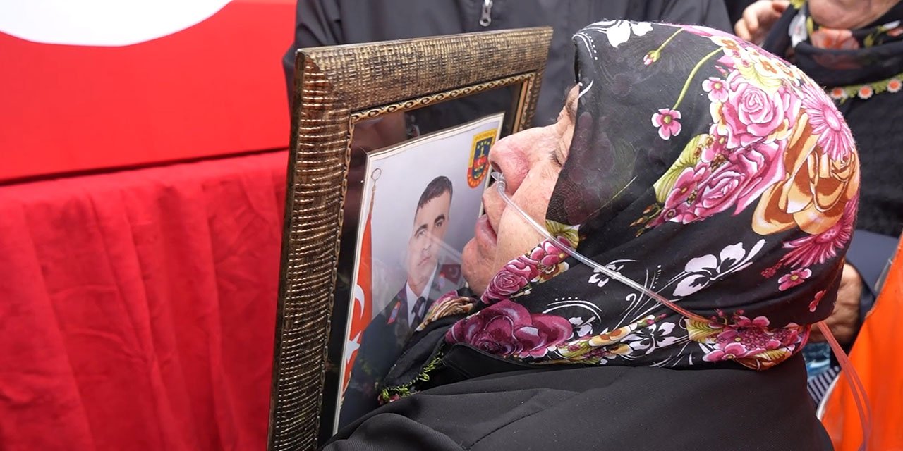 Yürek yakan veda! “Kurban olurum oğlum”