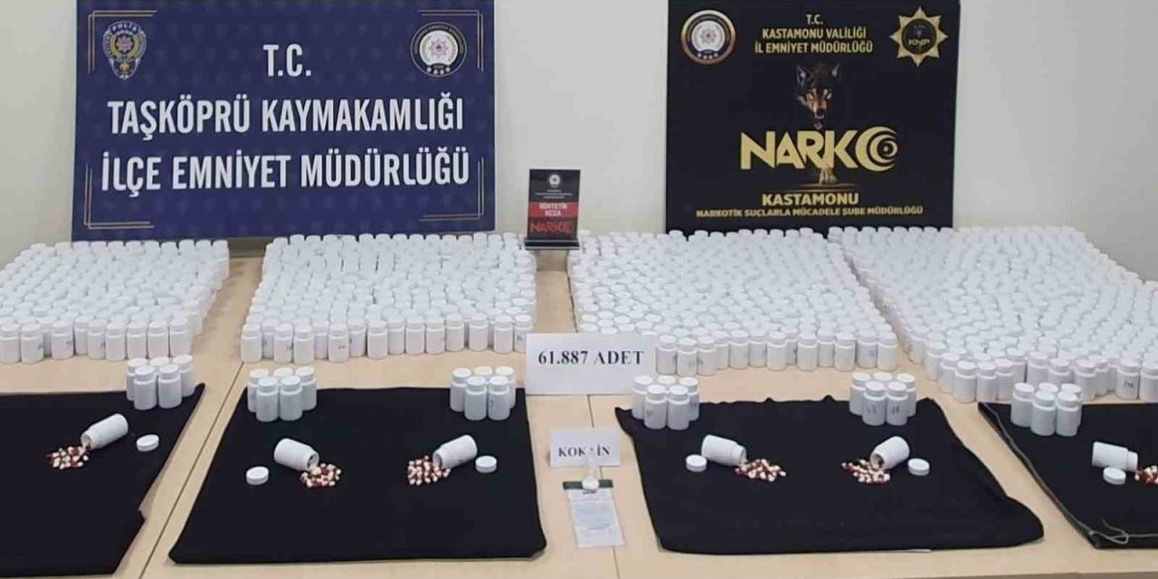 Kastamonu’da binlerce sentetik ecza hapı ele geçirildi: 3 gözaltı
