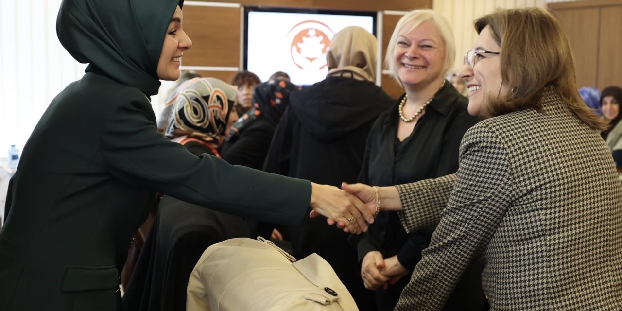 Bakan Göktaş: "(Kadına yönelik şiddetle mücadele) İş birliklerimizi güçlendirmeye devam ediyoruz"