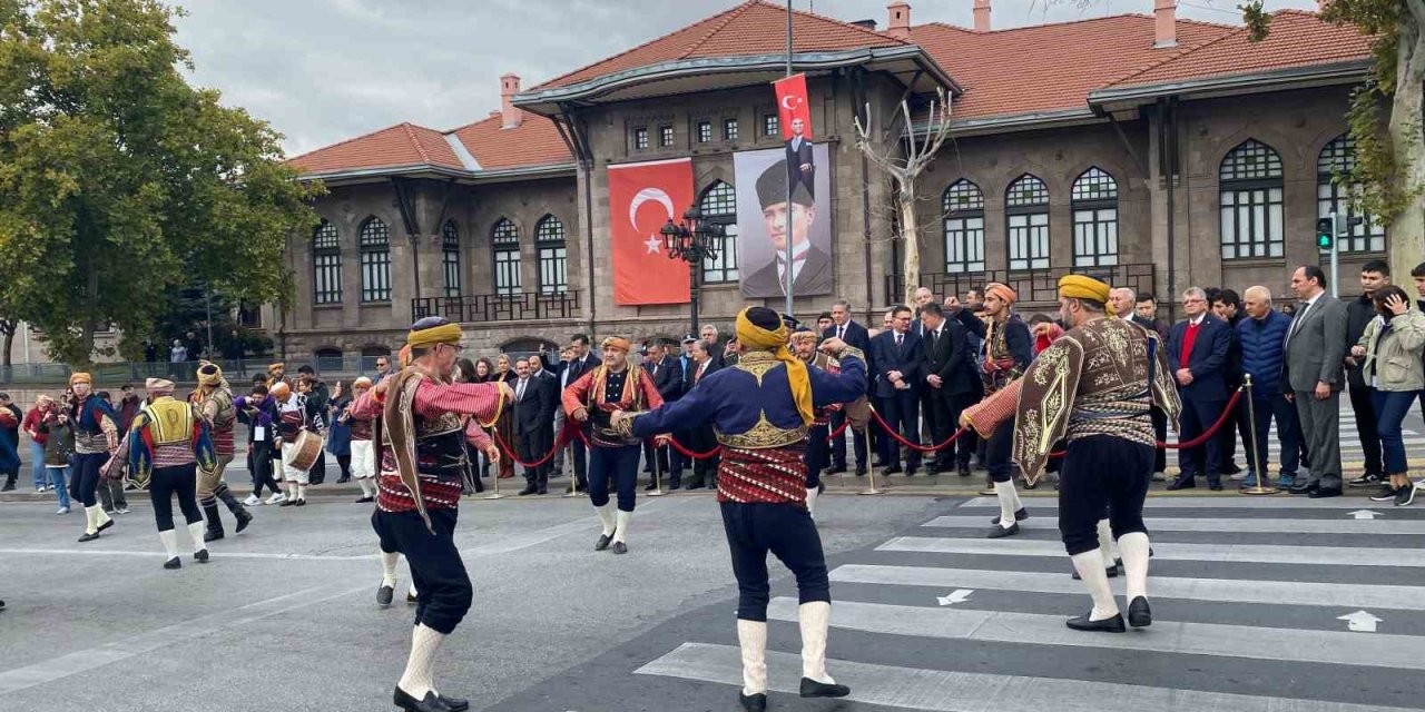 Ankara’nın Başkent oluşunun 102. Yılı coşkuyla kutlandı