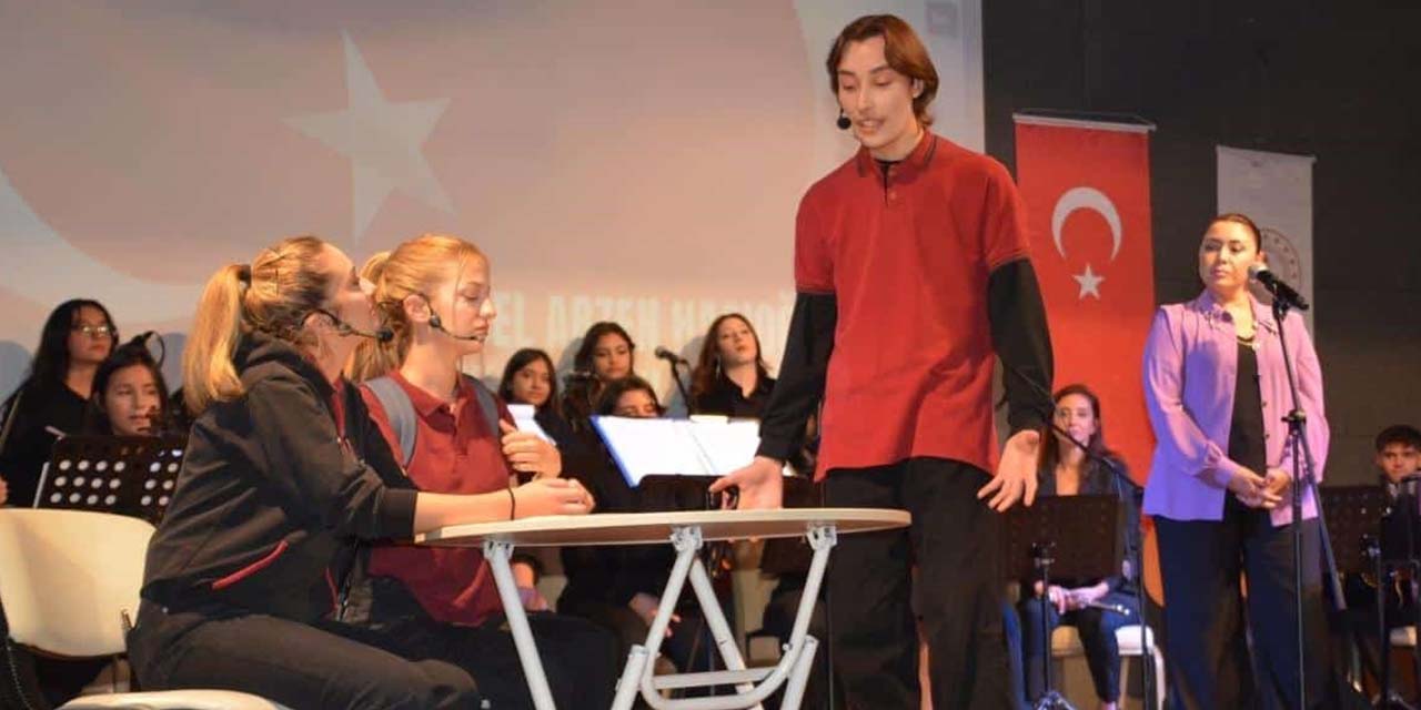 Kırıkkale'de "Kim Var?" sanat etkinliğinde coşkulu anlar yaşandı