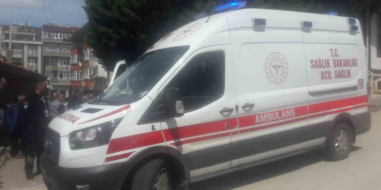 "Seni Kastamonu’da gezdirmem" sözü tahrik sayıldı: 1 kişiyi bıçaklayan baba-oğula indirimli ceza