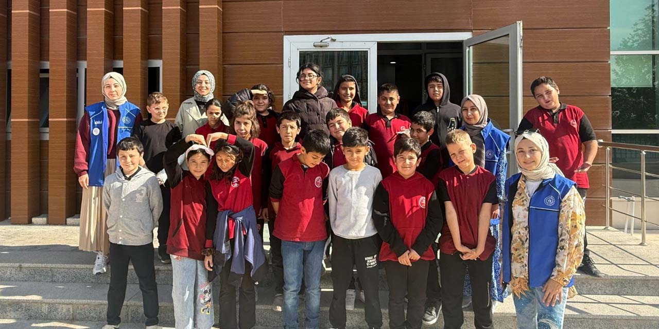 Gençlik Merkezinde önemli eğitimler veriliyor