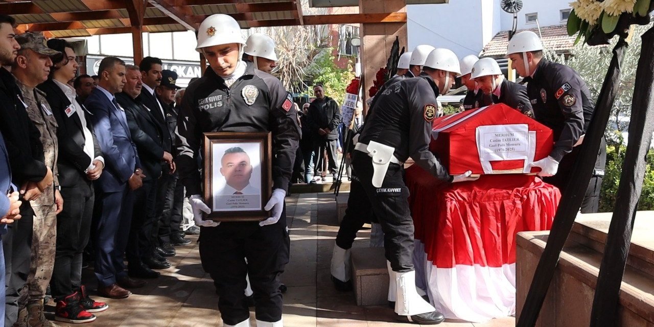 Hayatını kaybeden polis memuru son yolculuğuna uğurlandı