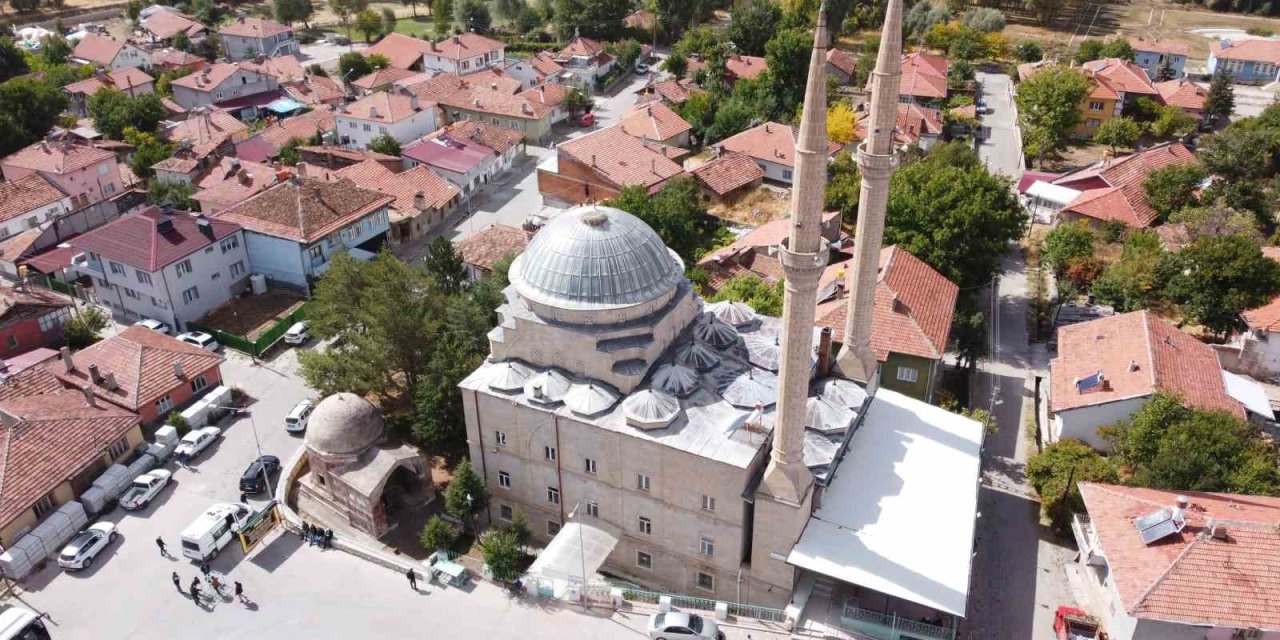 Bozok’un sessiz tanığı: 16. yüzyıldan günümüze Çerkez Bey Türbesi