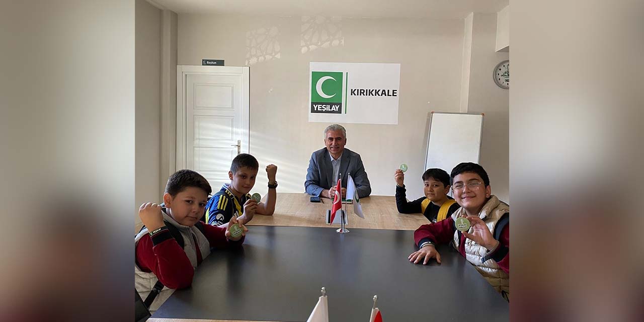 Yeşilay’dan öğrencilere bağımlılıkla mücadele eğitimi