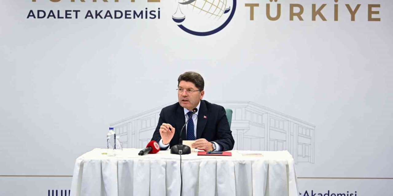 Bakan Tunç: "Türkiye Yüzyılı, adaletin de yüzyılı olacak"