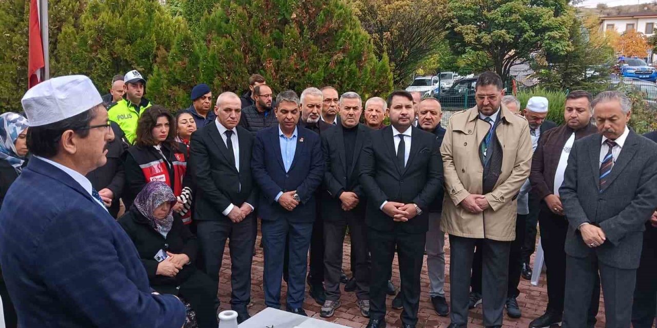 TUSAŞ’a yönelik terör saldırısında şehit olan taksi şoförünün oğlu: "O kadar ağır bir acıydı ki ağlayamadım bile"