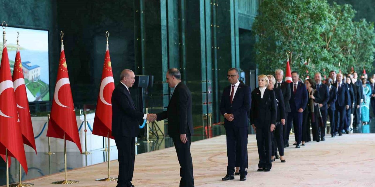 Cumhurbaşkanı Erdoğan, 29 Ekim Cumhuriyet Bayramı tebriklerini kabul etti