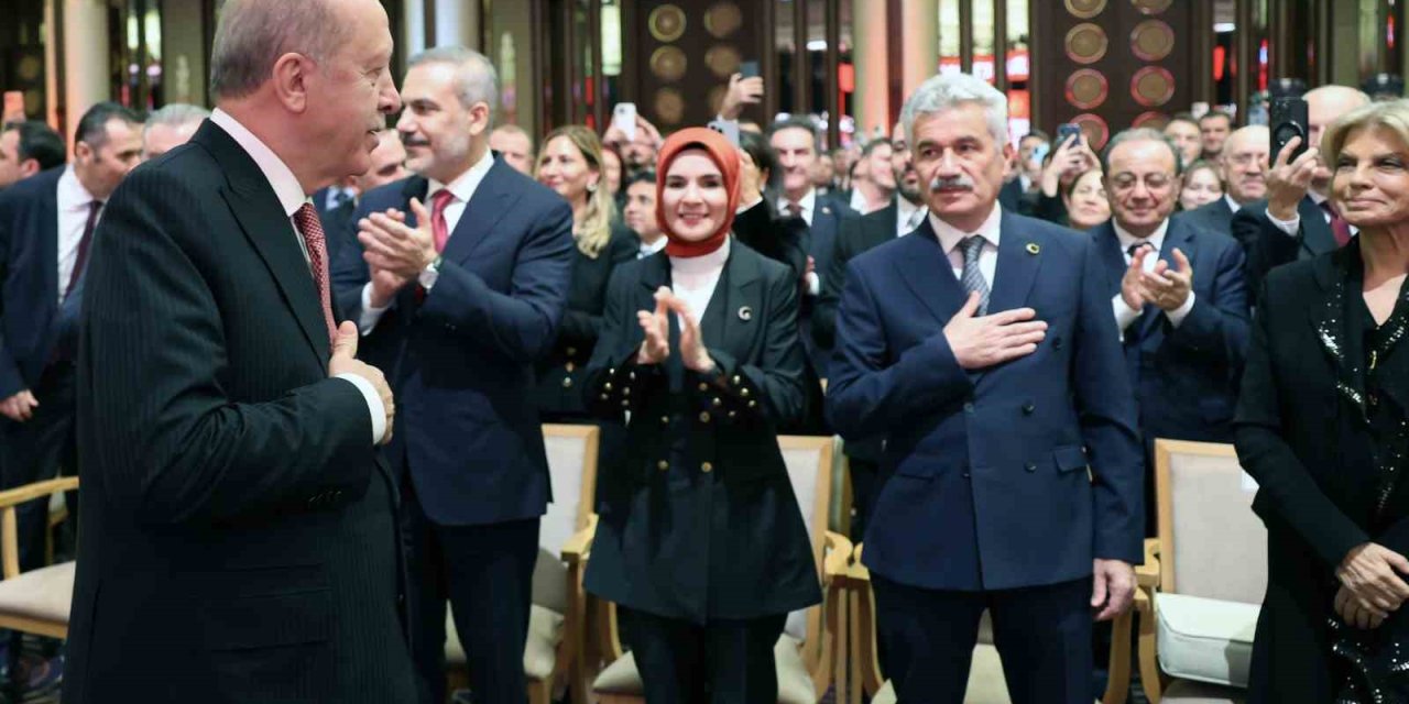 Cumhurbaşkanı Erdoğan: "Türkiye’nin kutlu yolculuğunun önünü kesebilecek hiçbir dahili, harici odak yoktur"