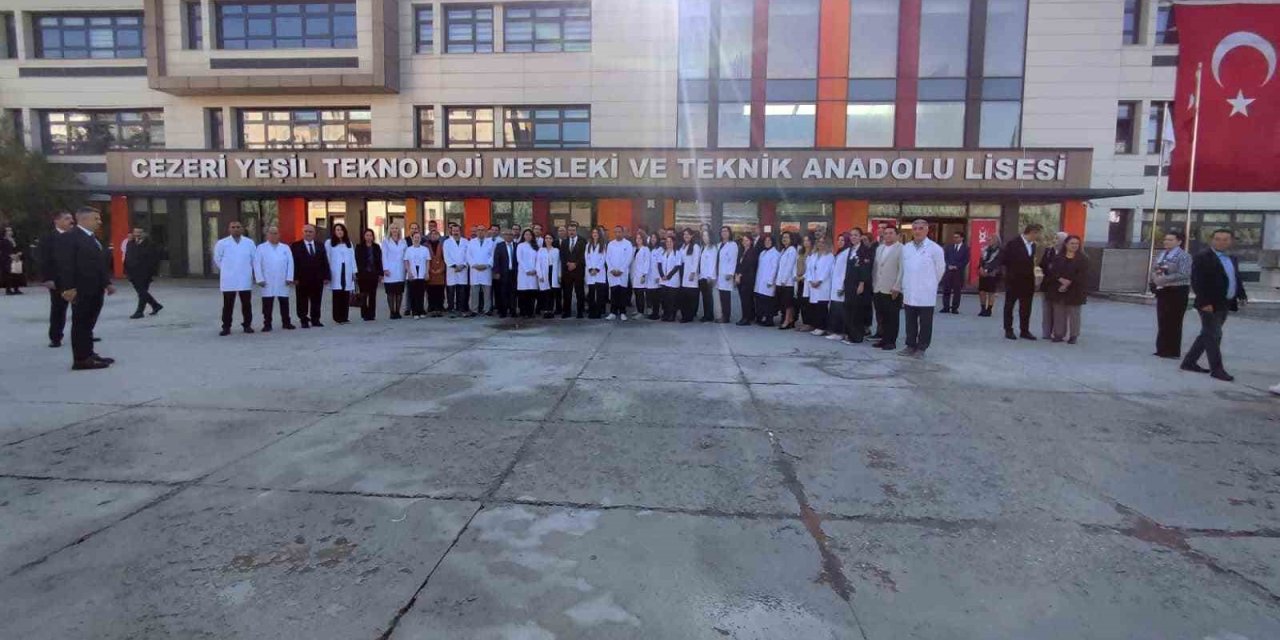 Bakan Tekin: "Dünyadaki eğitim sektörüyle herkesin insan haklarına egemen olacağına inanıyorum"