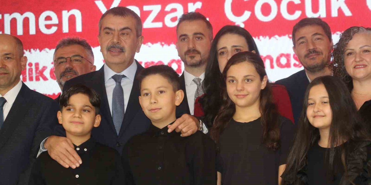 Bakan Tekin: "MEB olarak çok büyük bir aileyiz"