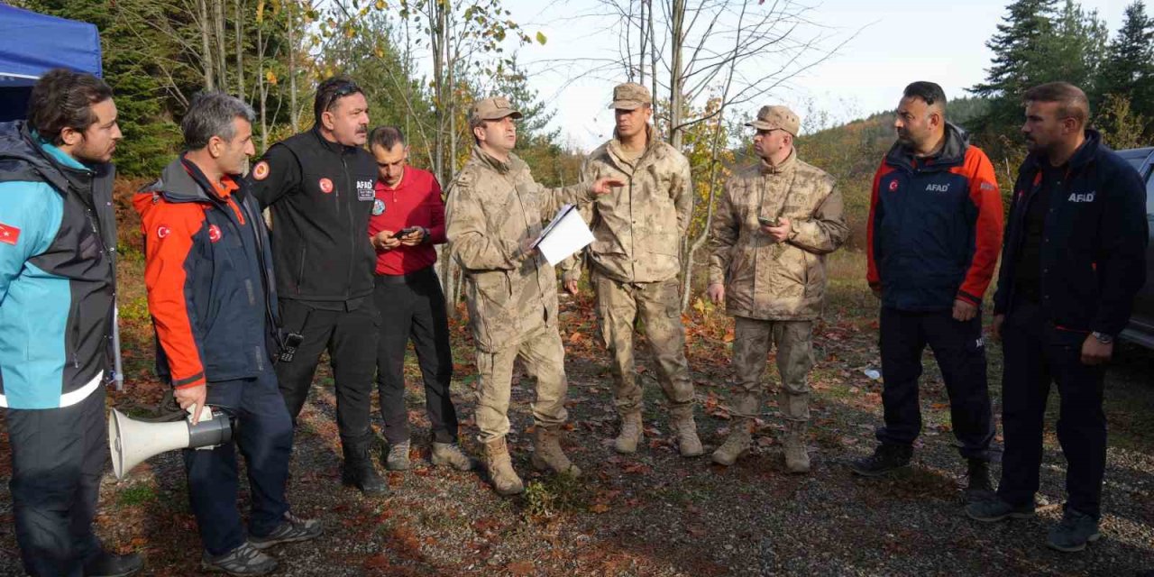 Kayıp anne ve oğlunu arama çalışmaları devam ediyor