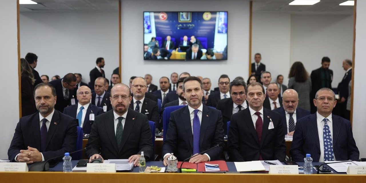 Bakan Bayraktar: "Yaklaşık 97 bin maden ruhsatın iptalini sağladık"