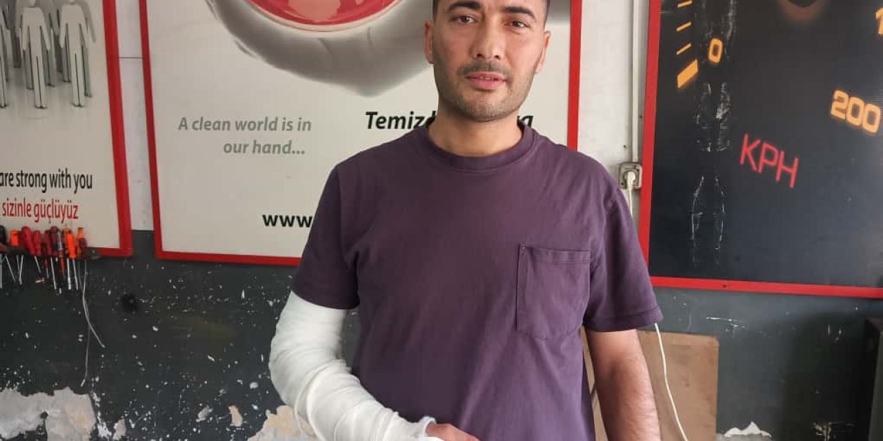 Ayırmaya çalıştığı kavga nedeniyle 3 yaşındaki oğlunun yanında saldırıya uğradı